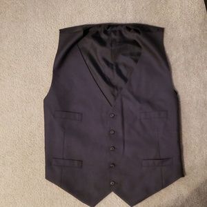 Kenneth Cole Reaction Vest